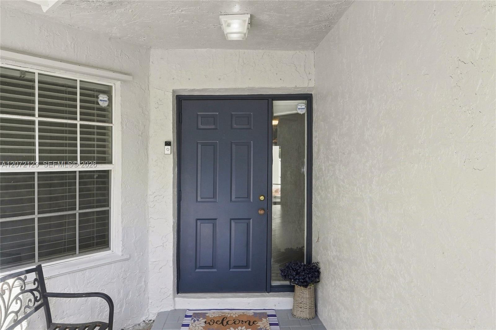 10425 Nw 9th Manor Property Photo 5