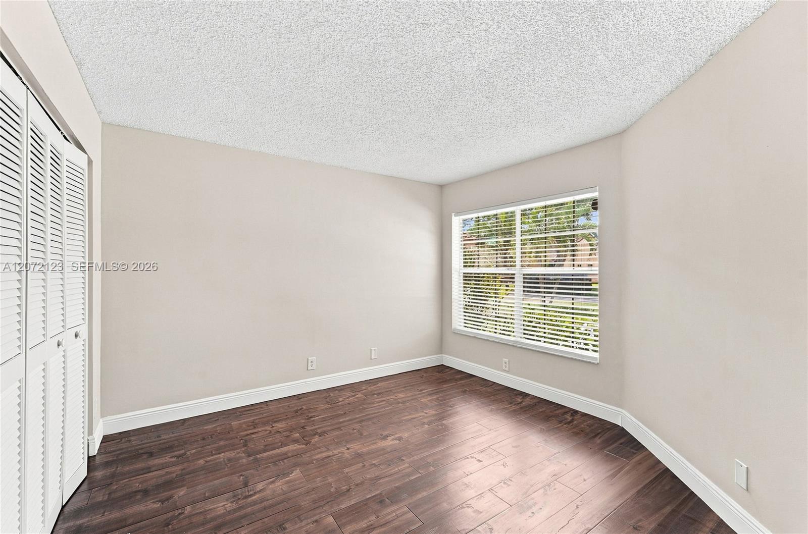 10425 Nw 9th Manor Property Photo 24