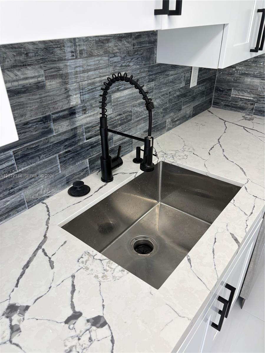 525 N Ocean Boulevard 515 Property Photo 12