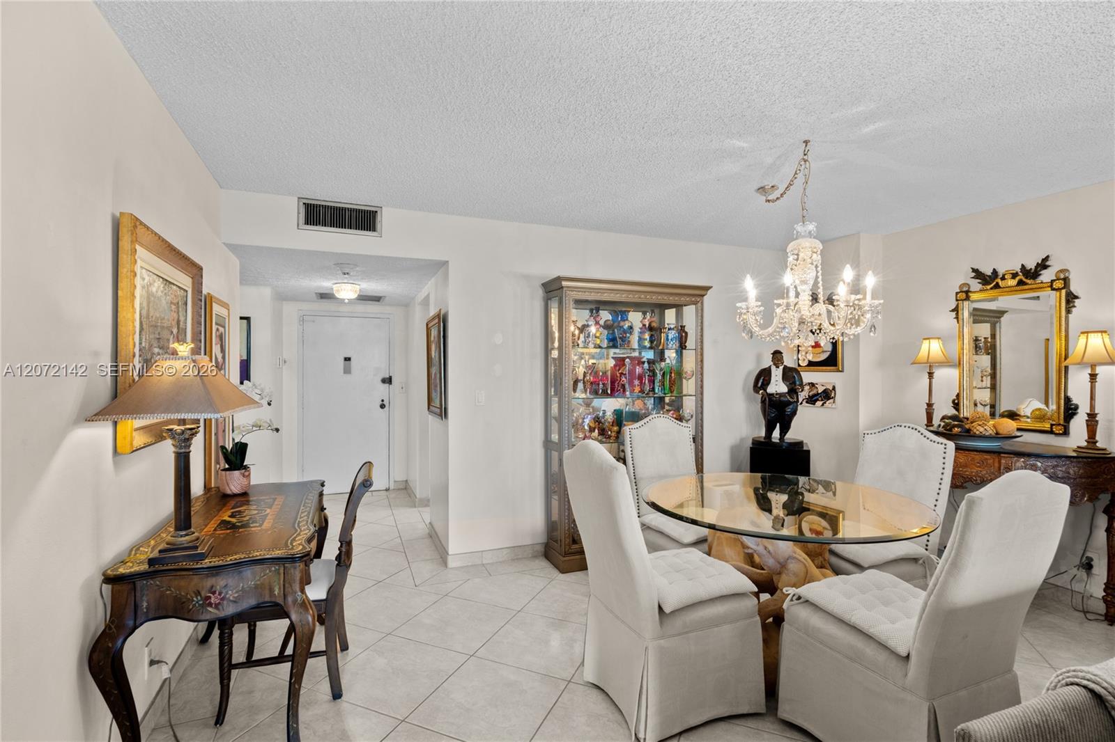 2500 Parkview Drive 1004 Property Photo 6