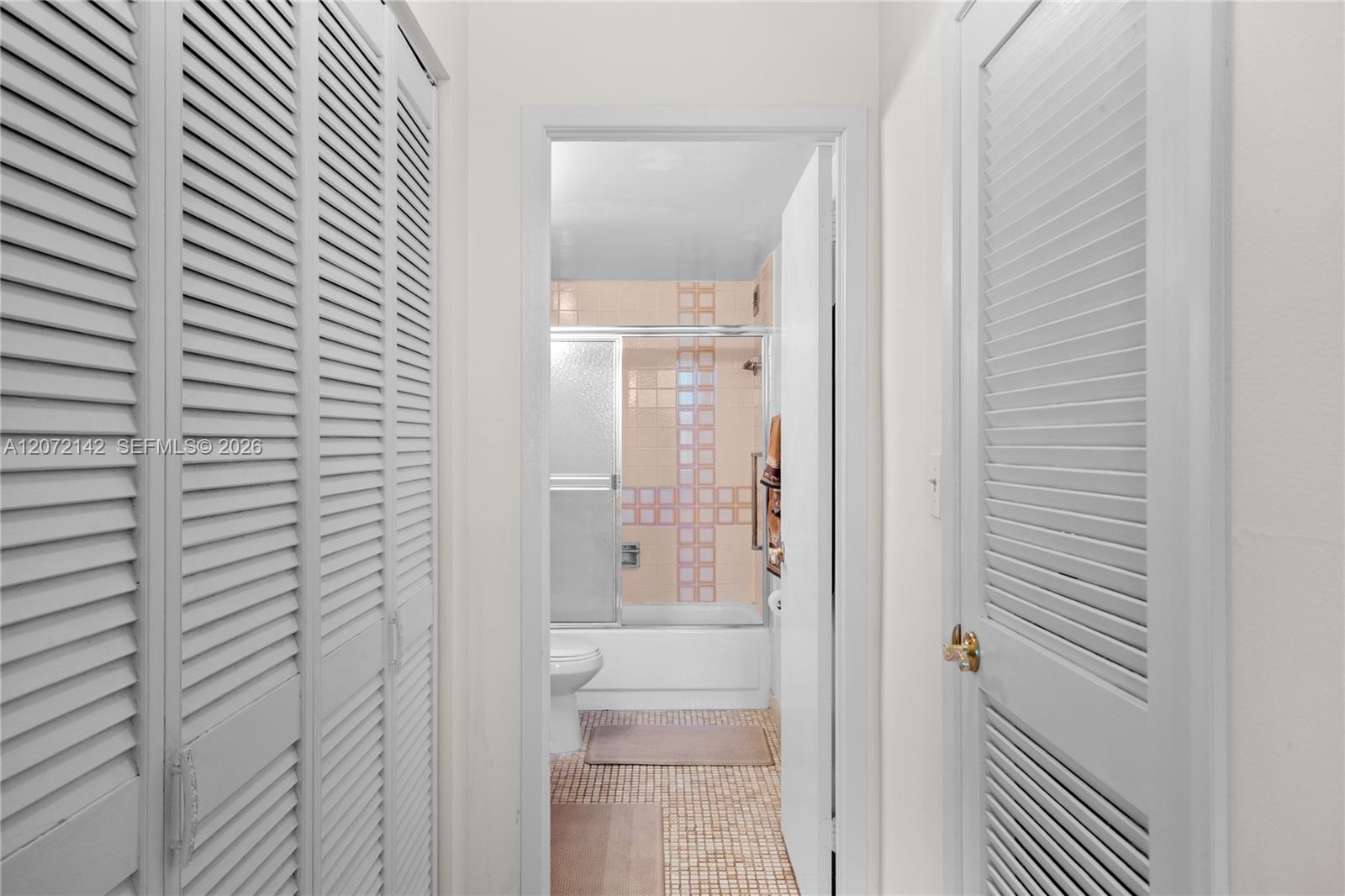 2500 Parkview Drive 1004 Property Photo 16