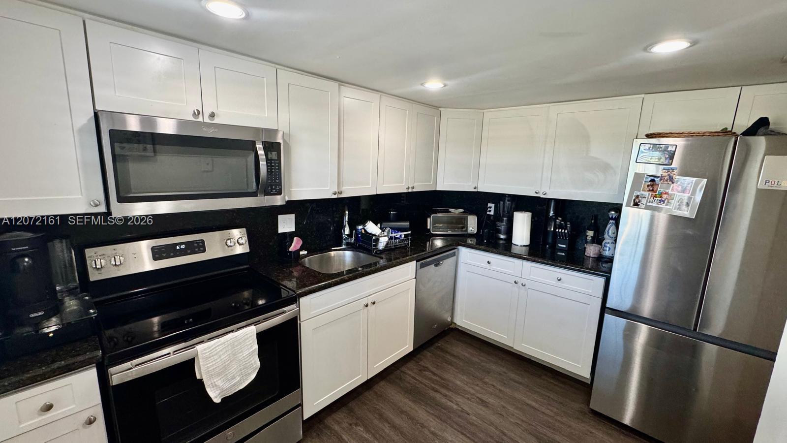 3390 Foxcroft Road C305 Property Photo 6