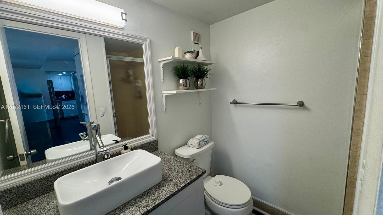 3390 Foxcroft Road C305 Property Photo 11