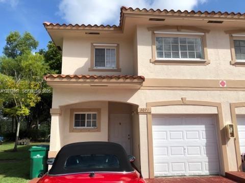 3071 Riverside Drive 11 Property Photo 1