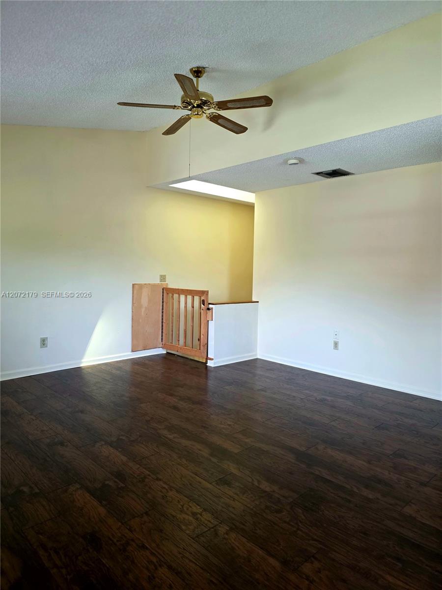 4496 Rende Lane Property Photo 17
