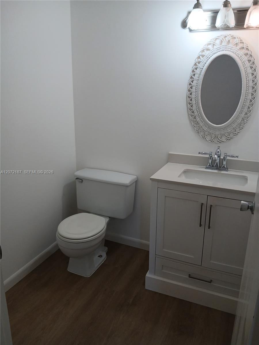302 Lake Evelyn Drive 302 Property Photo 13