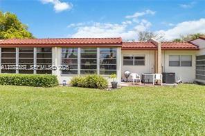 302 Lake Evelyn Drive 302 Property Photo 25