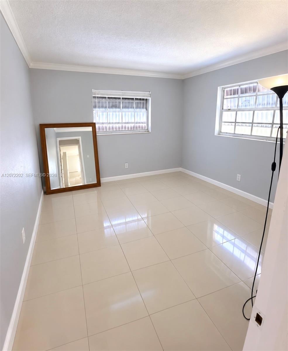 2221 Nw 30th Way Property Photo 13