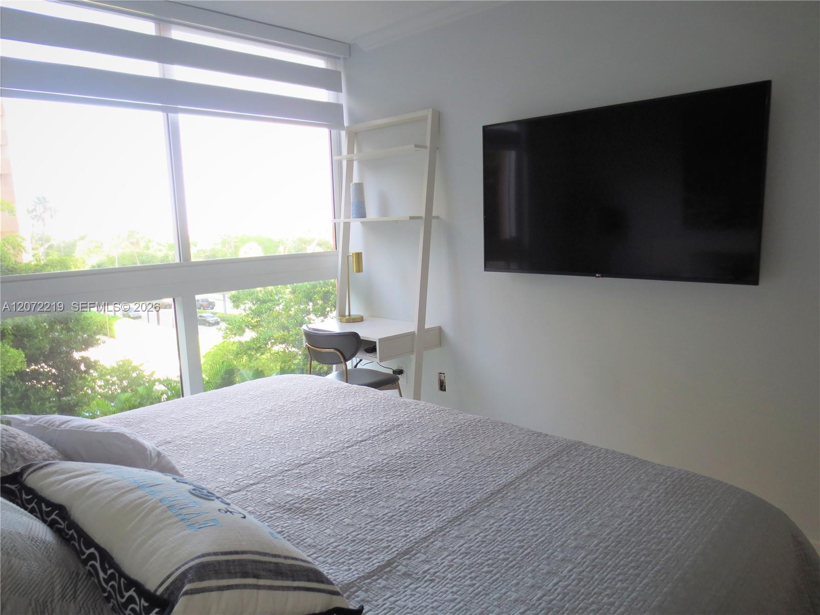 2951 S Bayshore Drive 505 Property Photo 9