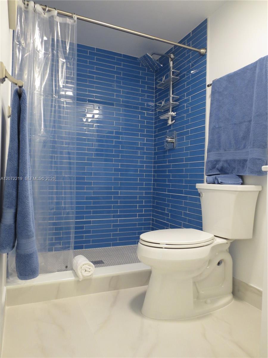 2951 S Bayshore Drive 505 Property Photo 17