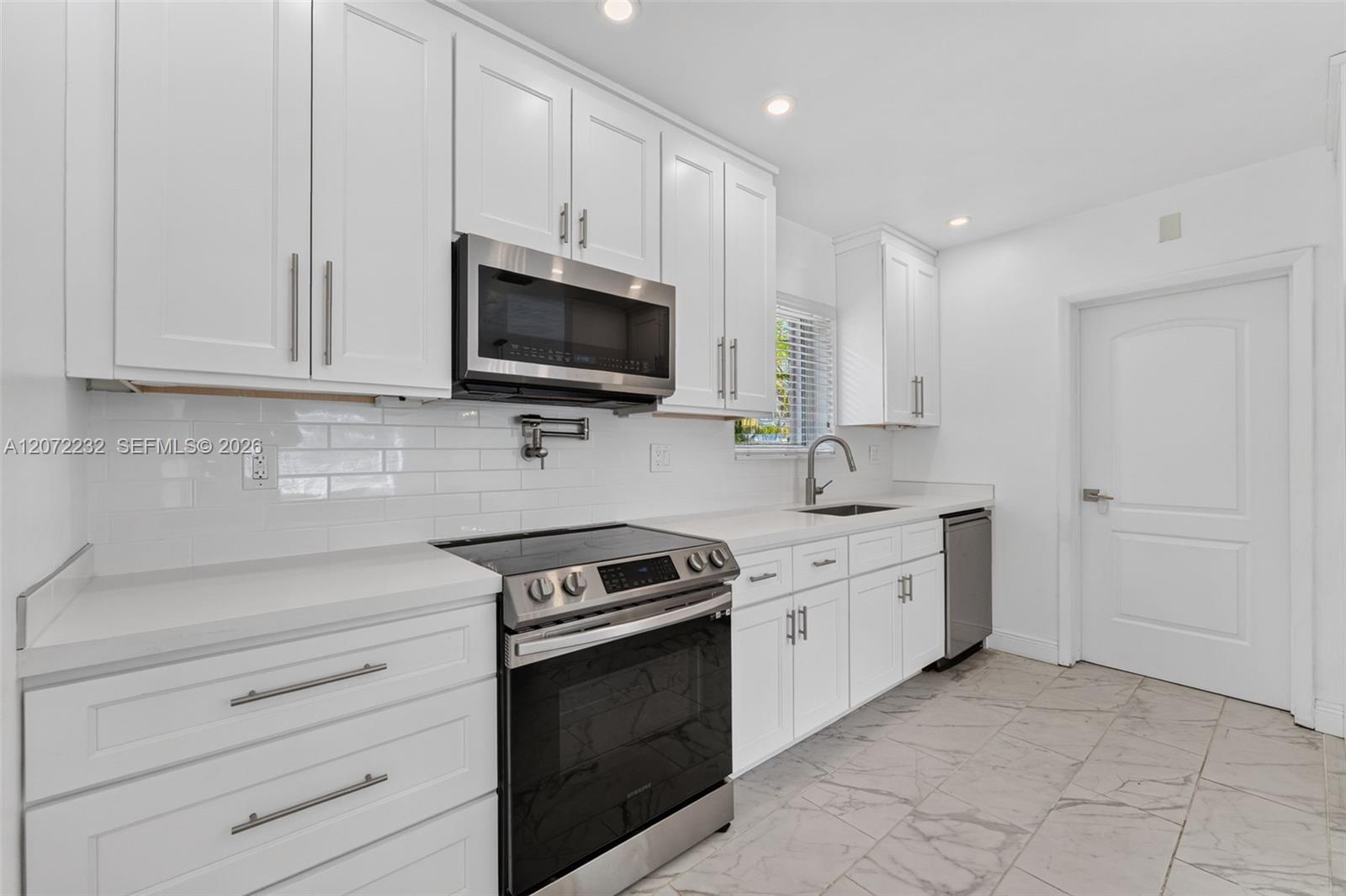 12140 Ne Miami Court Property Photo 13