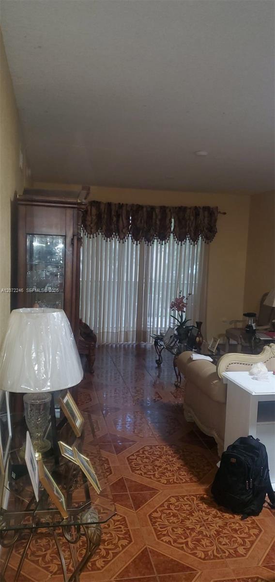 7775 Yardley Drive 211 Property Photo 8