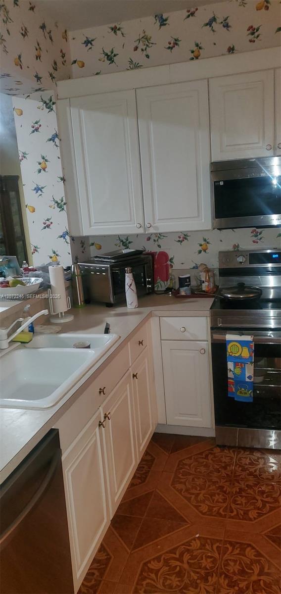7775 Yardley Drive 211 Property Photo 13
