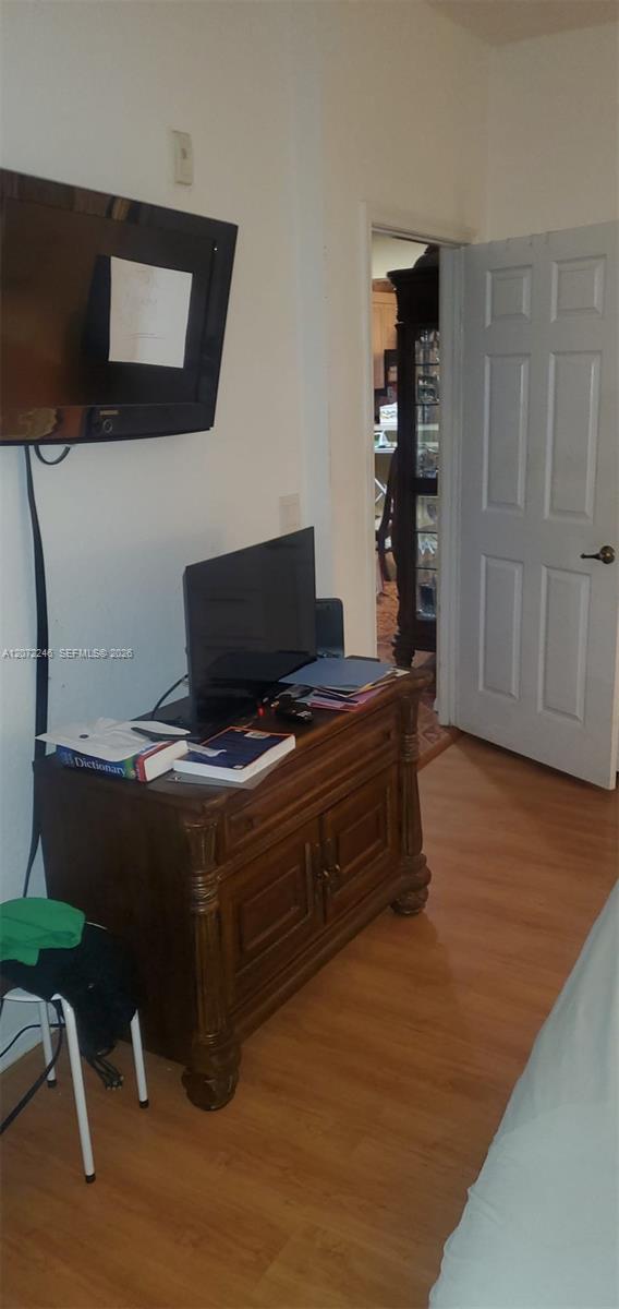 7775 Yardley Drive 211 Property Photo 16