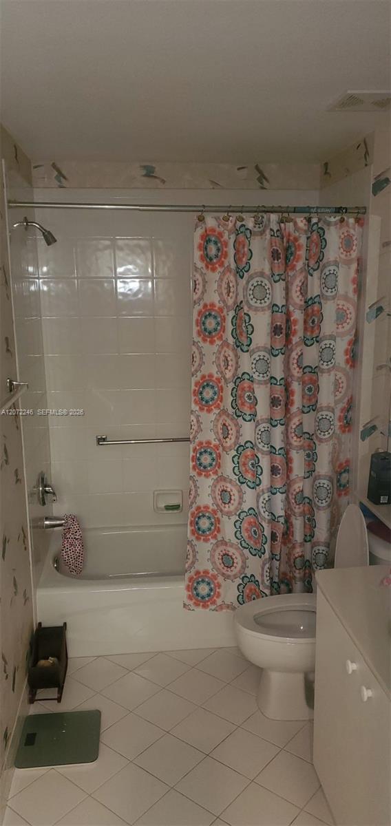 7775 Yardley Drive 211 Property Photo 24