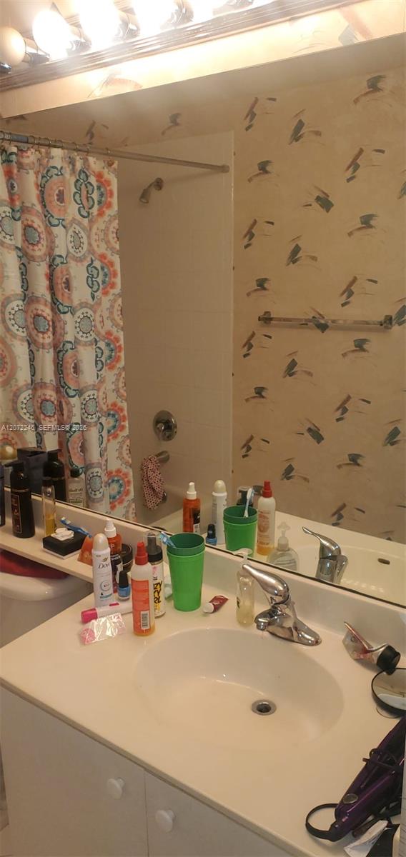 7775 Yardley Drive 211 Property Photo 25