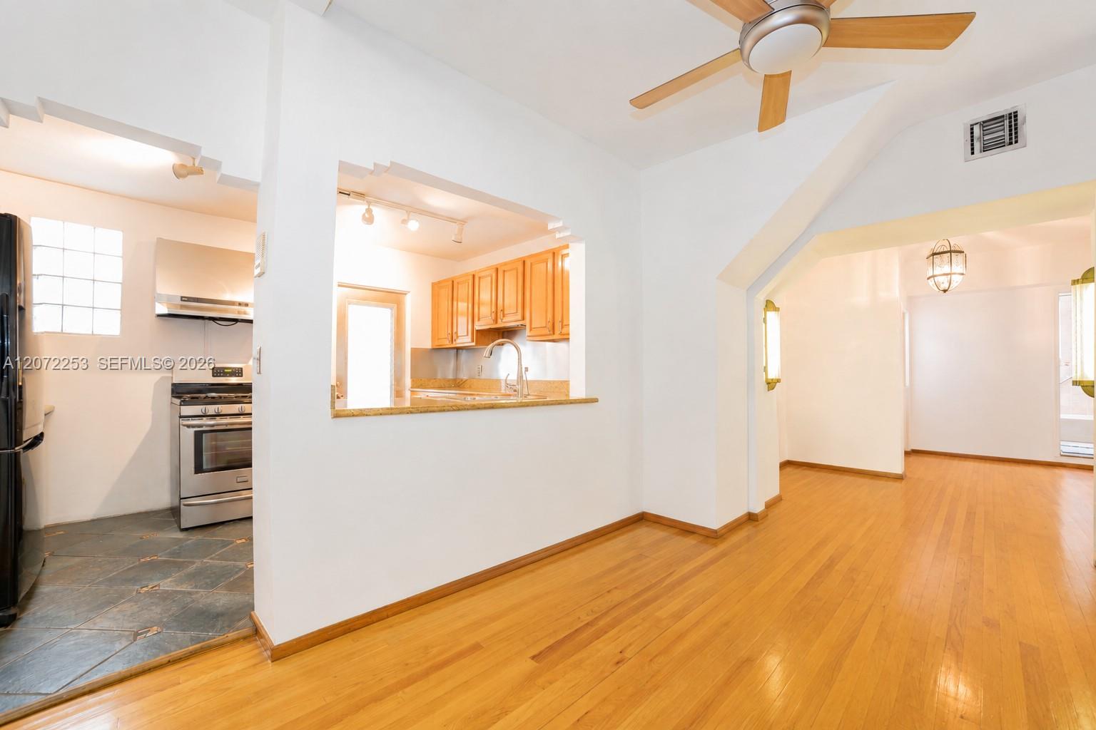 1145 Meridian Avenue 9 Property Photo 9