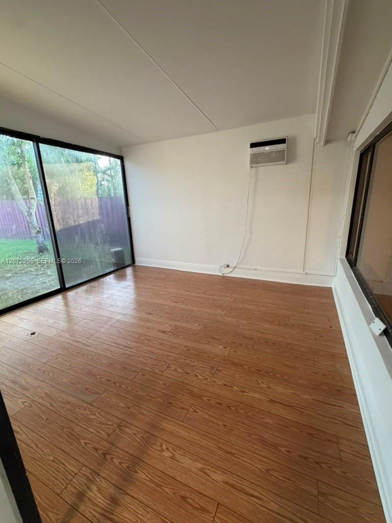 3161 Riverland Road Property Photo 13