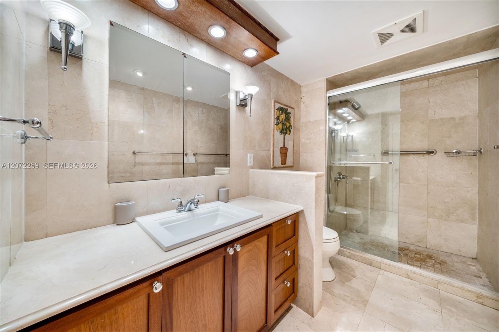 9801 Collins Avenue 19h Property Photo 12