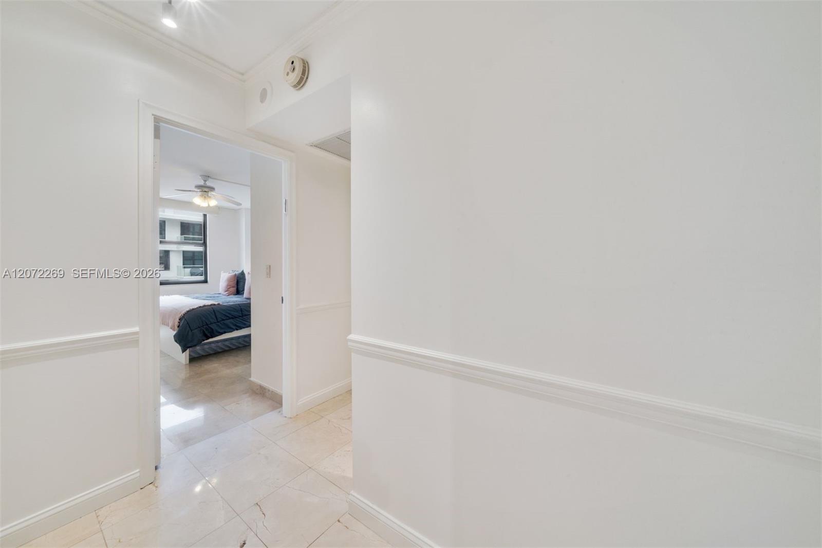 9801 Collins Avenue 19h Property Photo 27