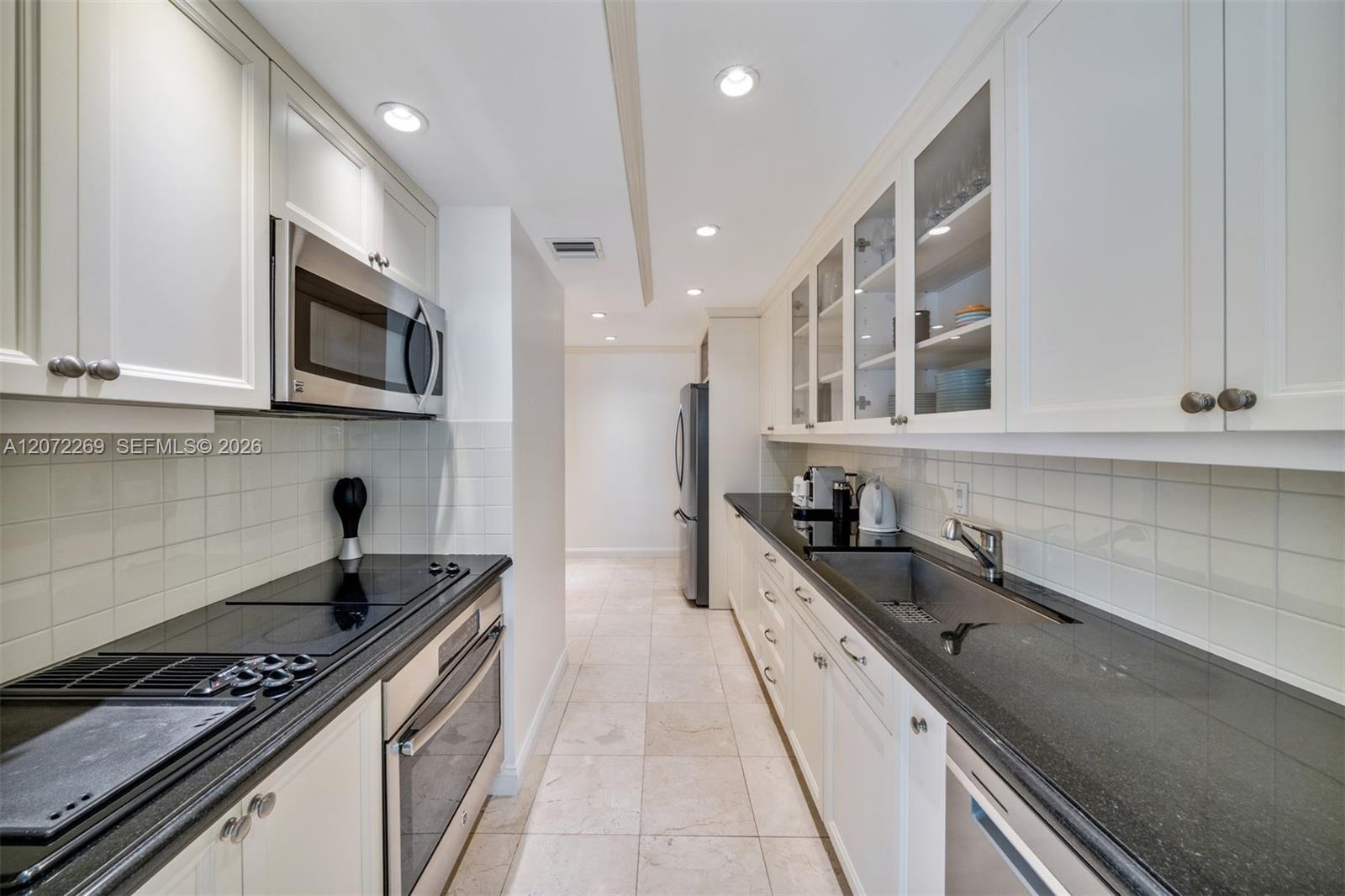 9801 Collins Avenue 19h Property Photo 31