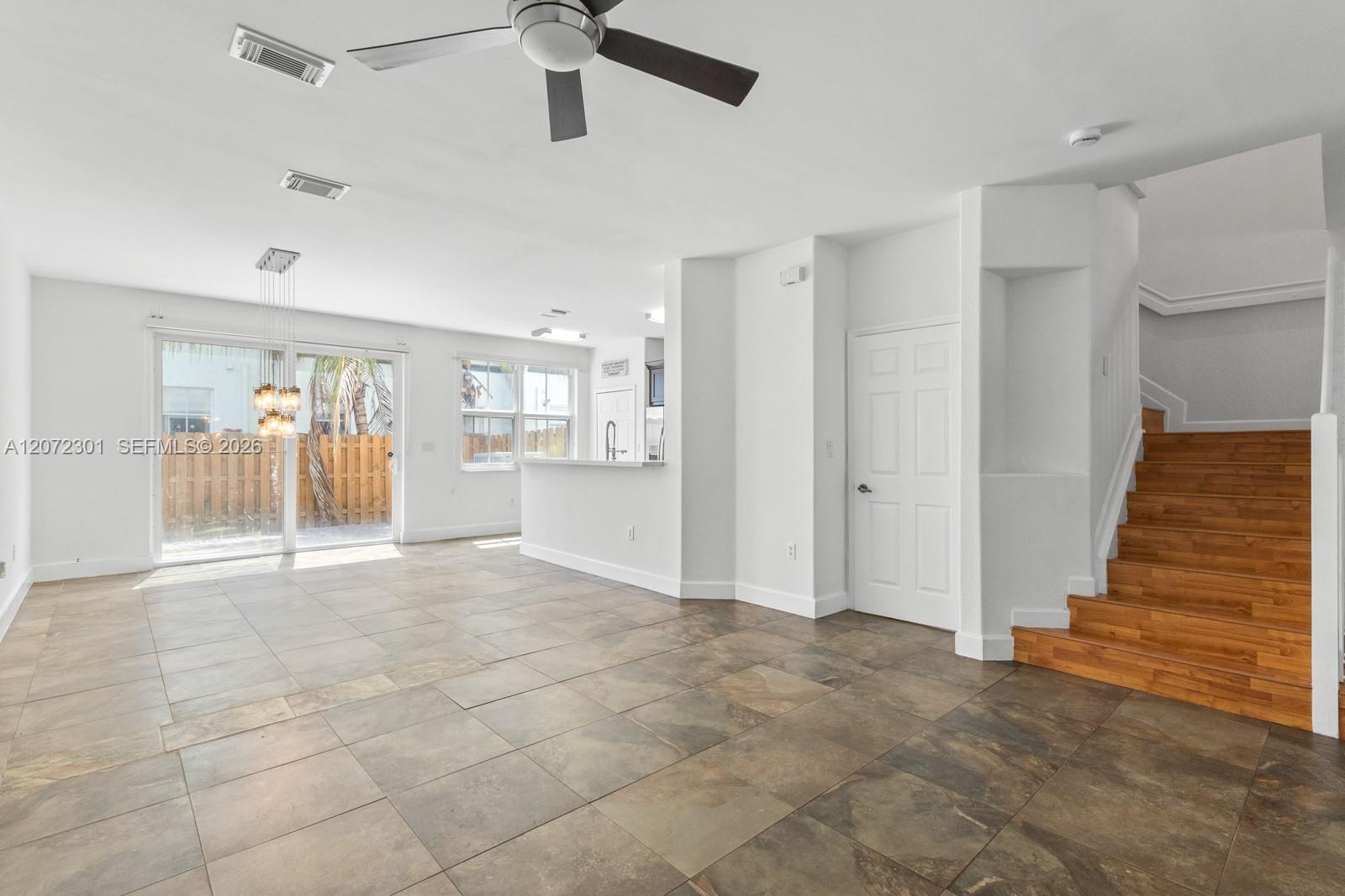 7809 Nw 114th Path Property Photo 14