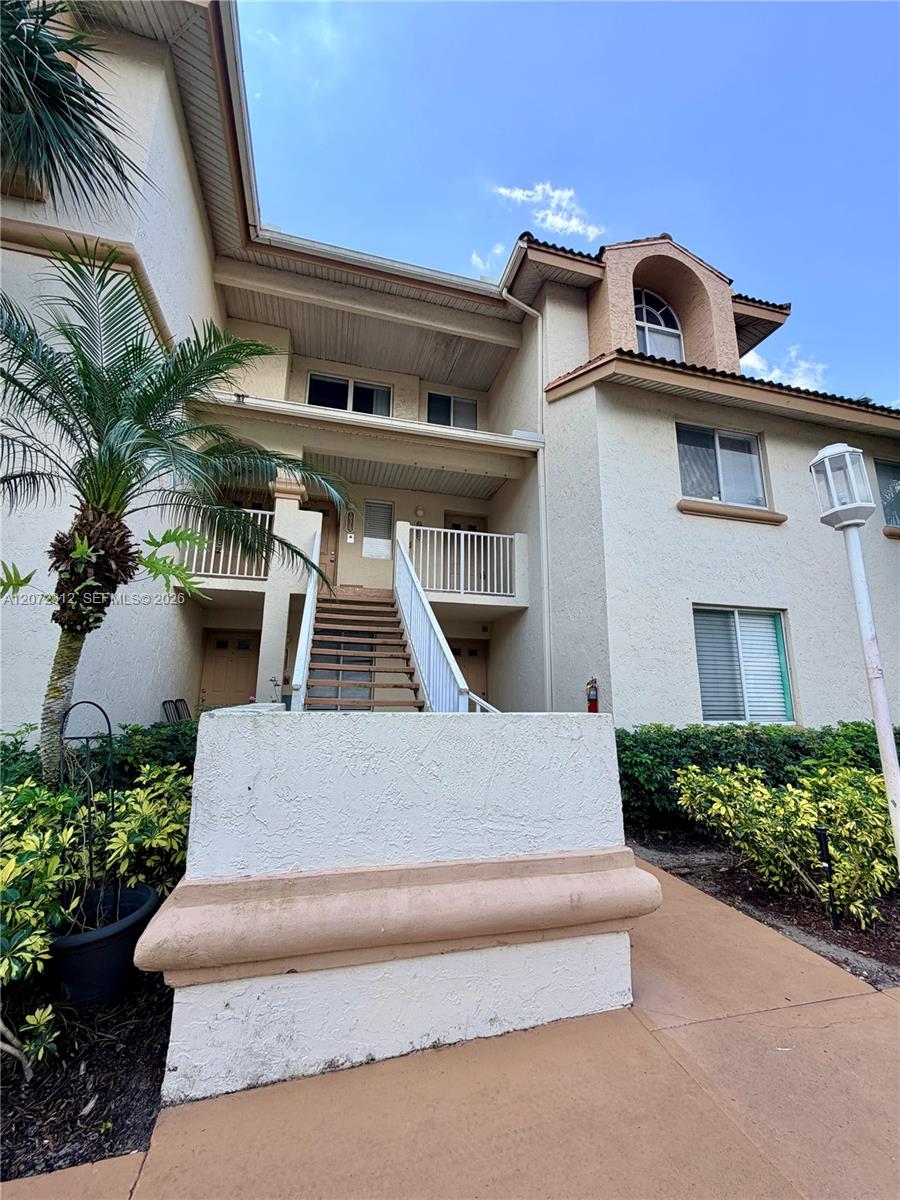 A12072312 Property Photo 3