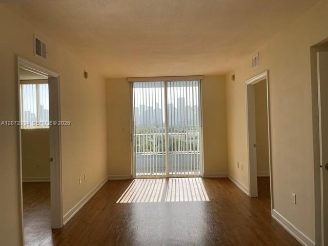 420 Sw 12th Avenue 1004 Property Photo 2