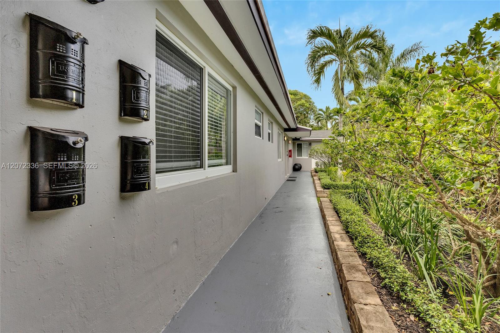 1015 W Las Olas Boulevard 1 Property Photo 2