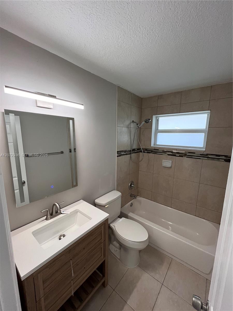1015 W Las Olas Boulevard 1 Property Photo 13
