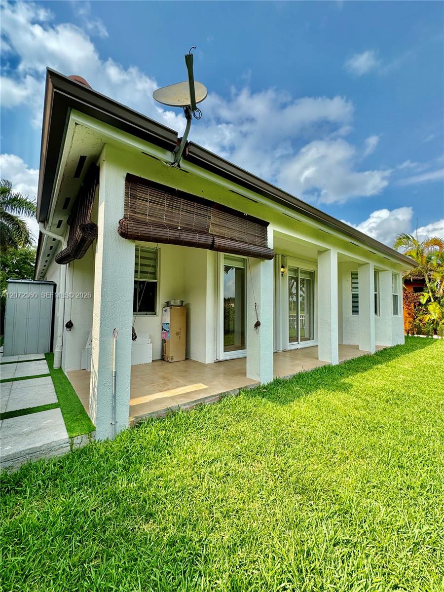 14974 Sw 18th Terrace Property Photo 5