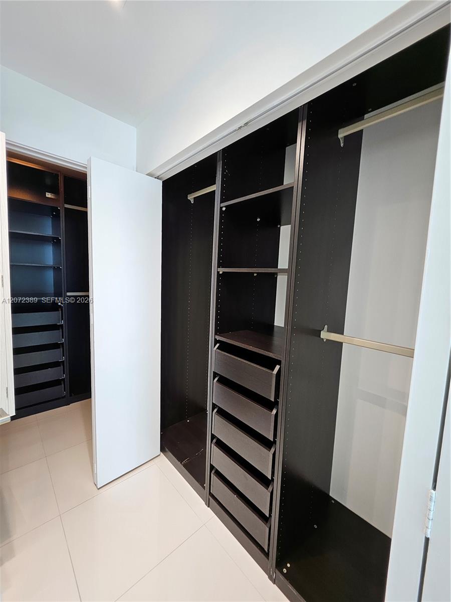 900 Biscayne Boulevard 4210 Property Photo 13