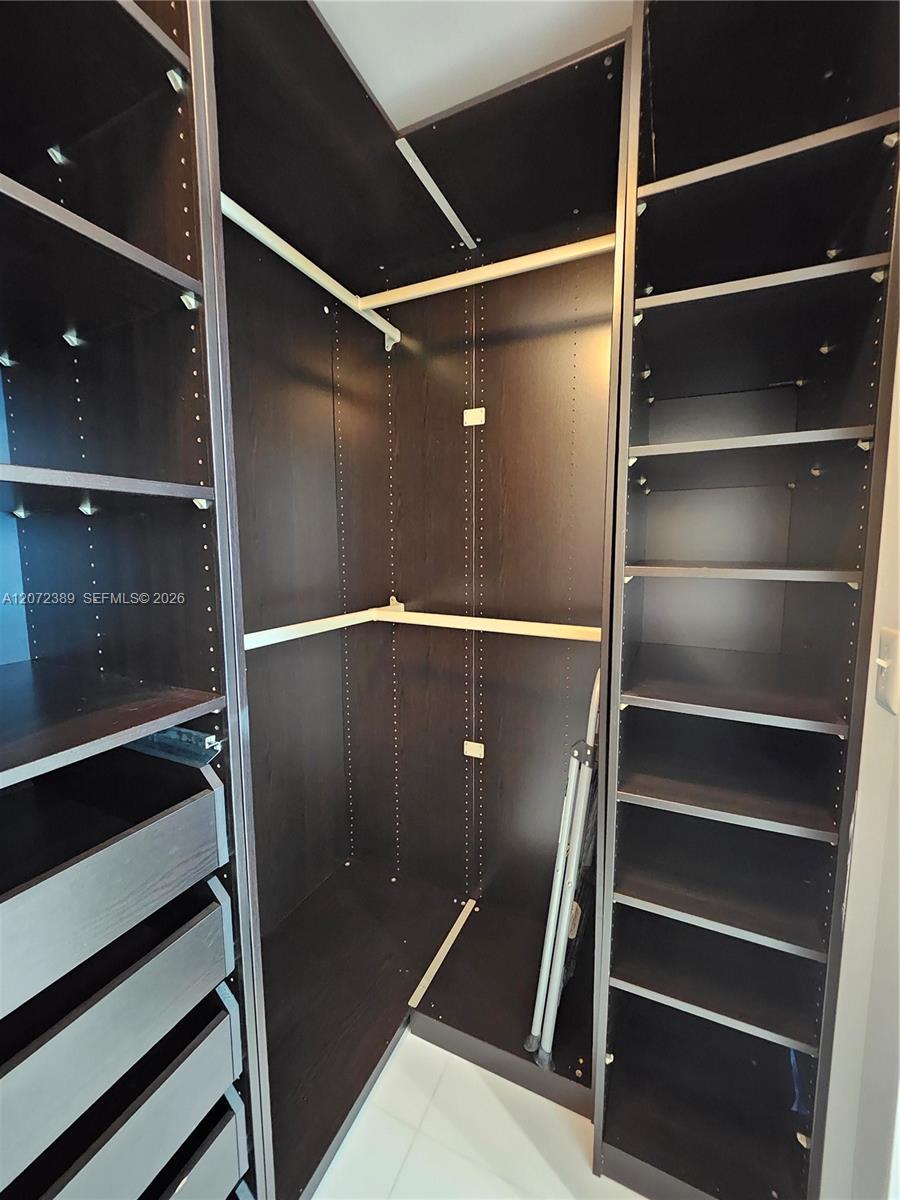 900 Biscayne Boulevard 4210 Property Photo 14