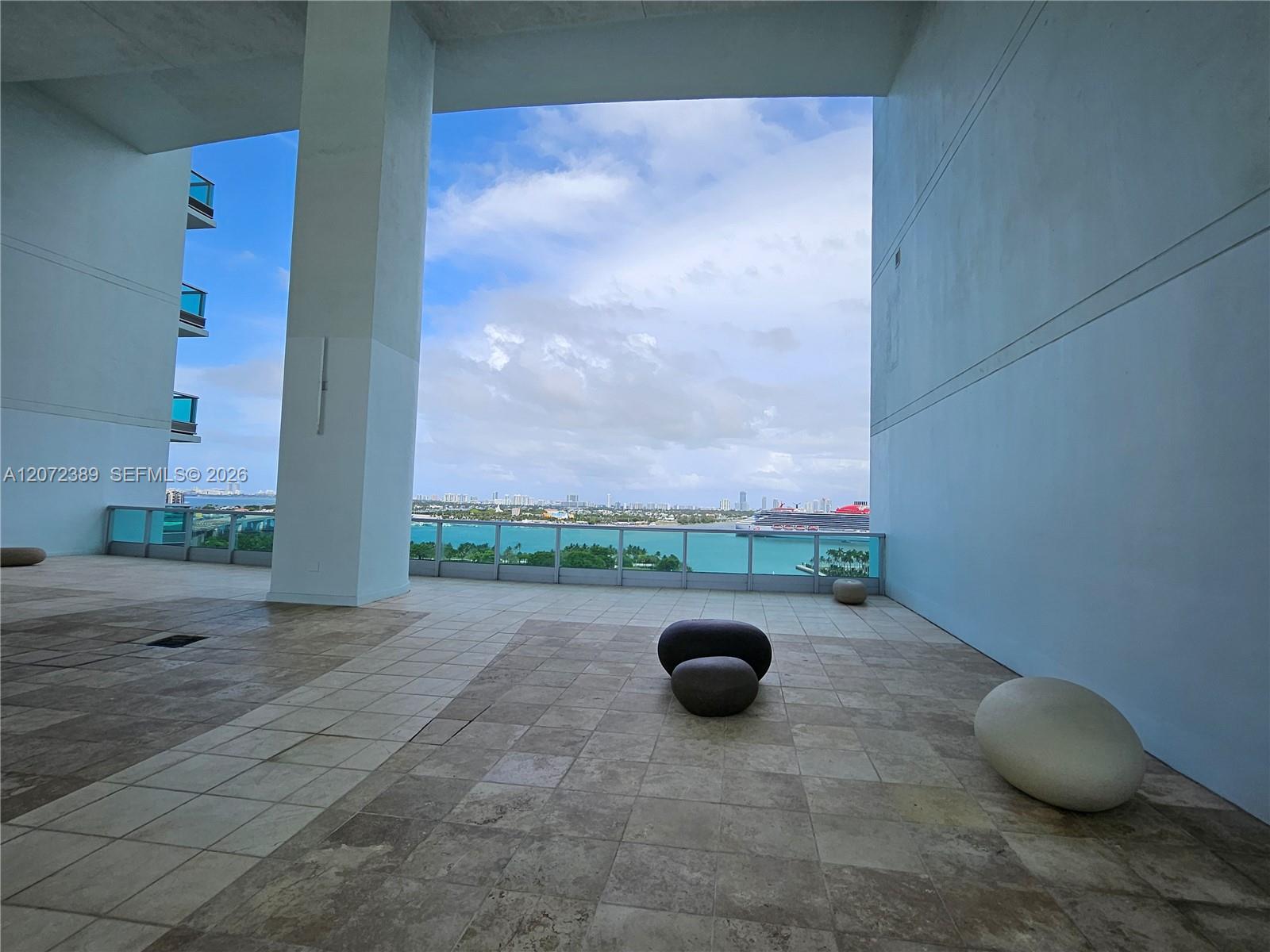 900 Biscayne Boulevard 4210 Property Photo 38
