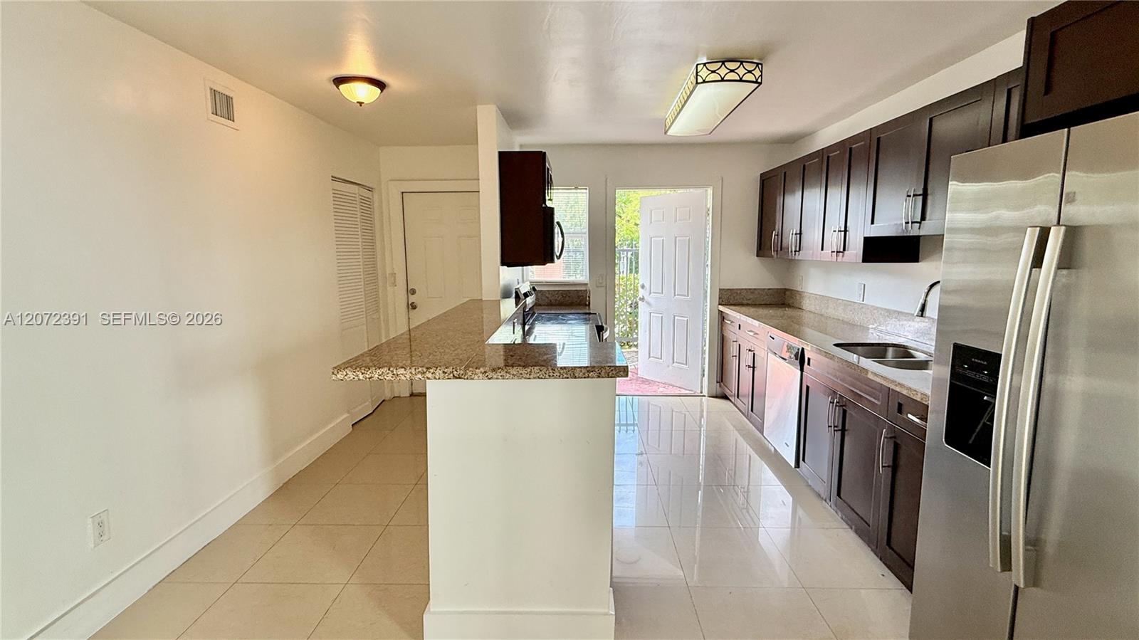 1540 Sw 5th Place 1 Property Photo 8