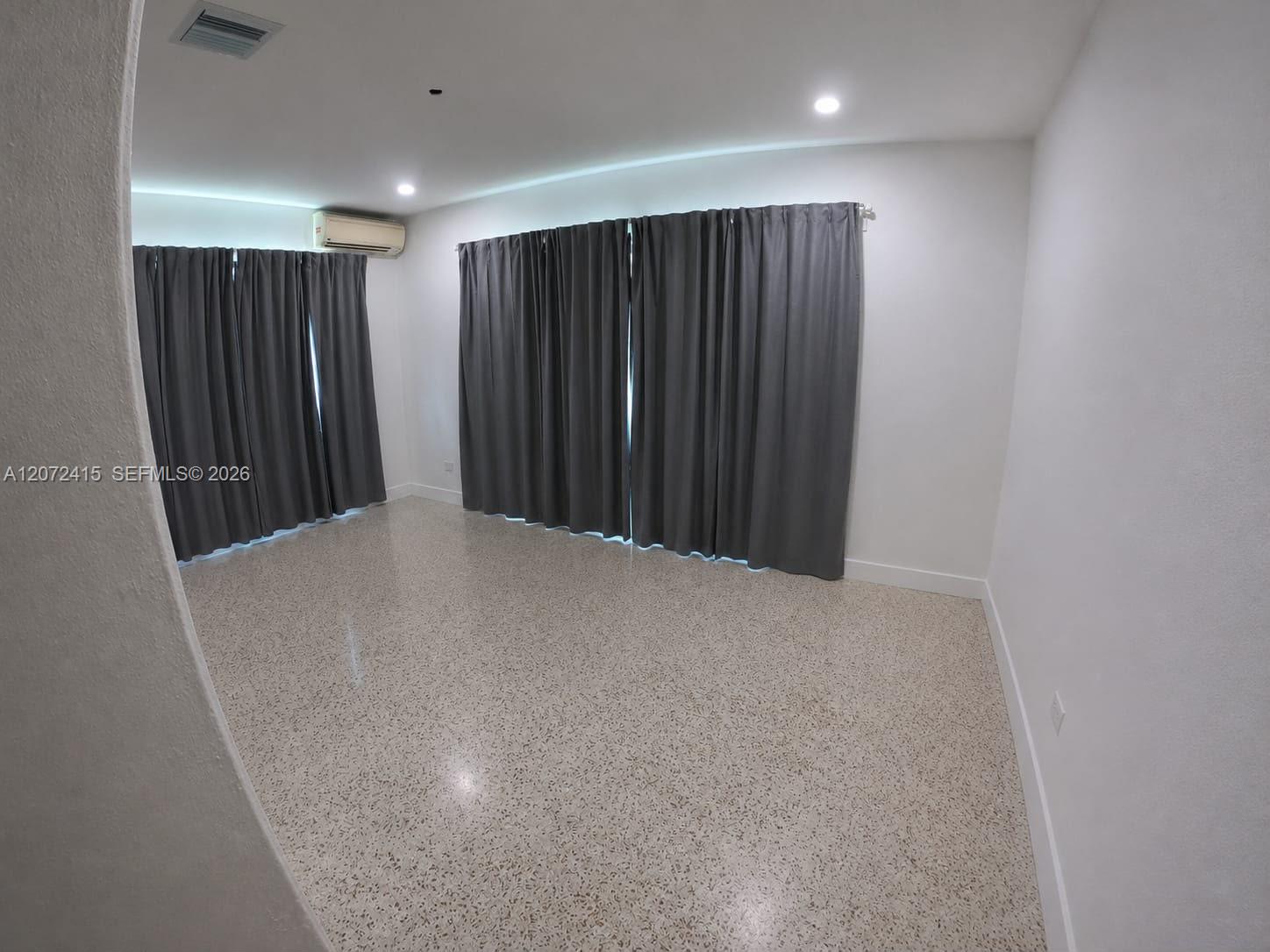 A12072415 Property Photo 5