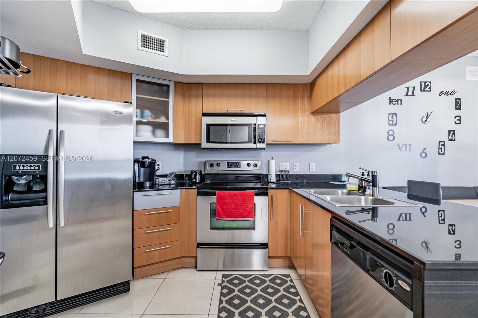 1750 N Bayshore Drive 2301 Property Photo 7