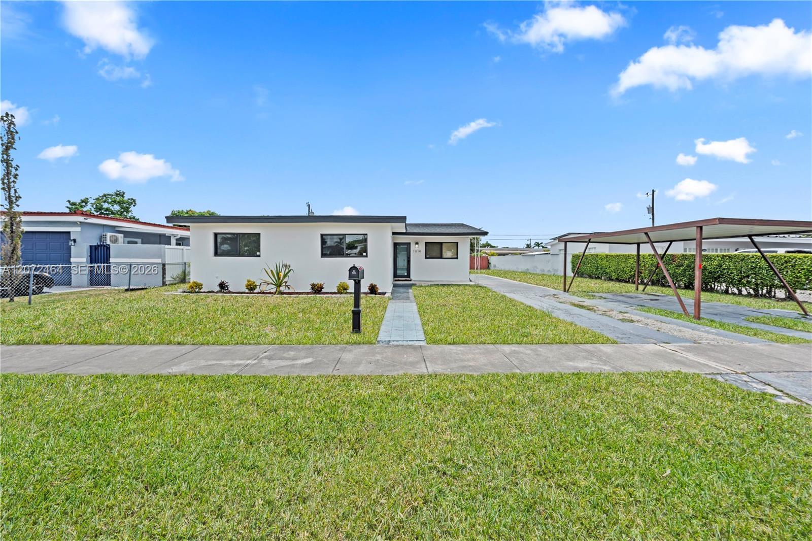 1014 W 66th Street Property Photo 1