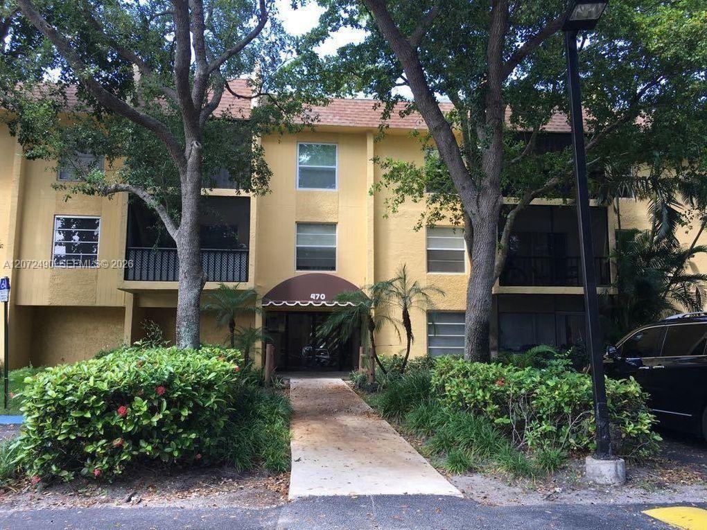 470 Nw 20th Street 201 Property Photo 15