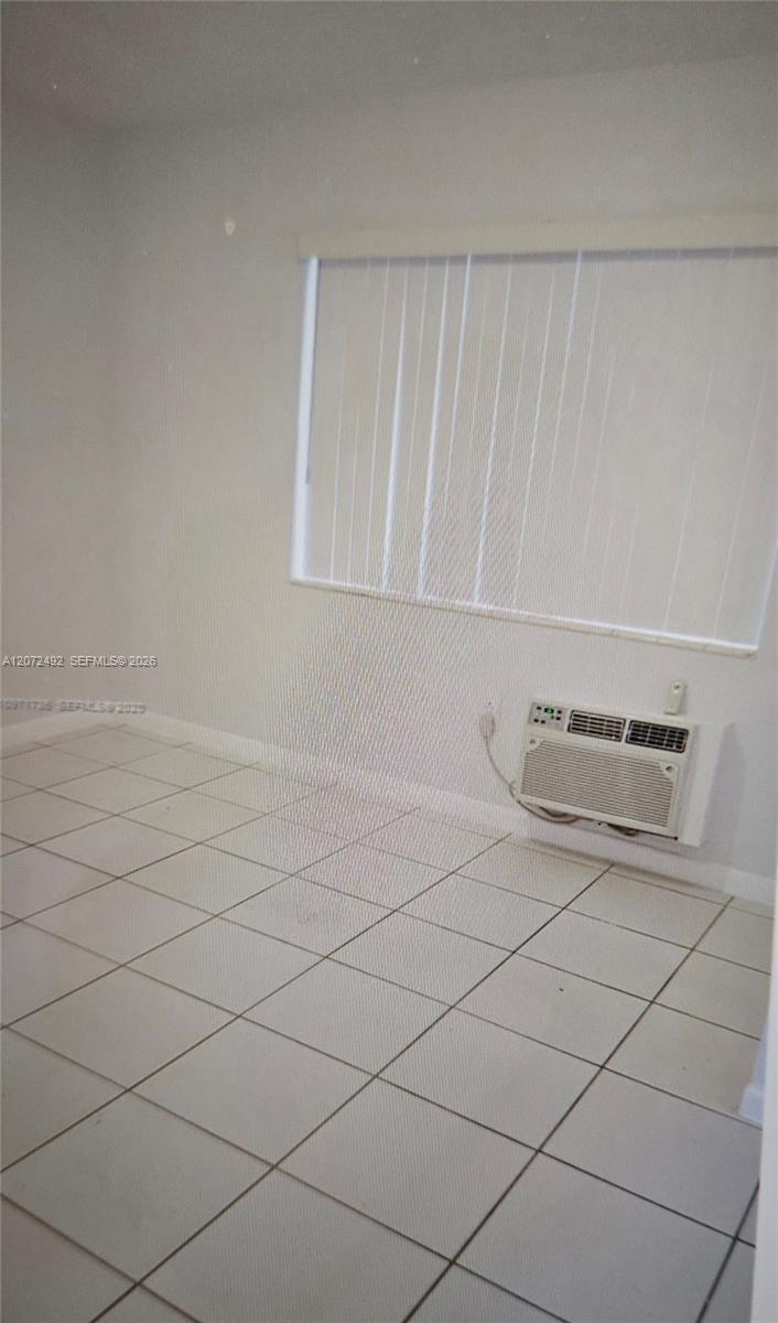 A12072492 Property Photo 3