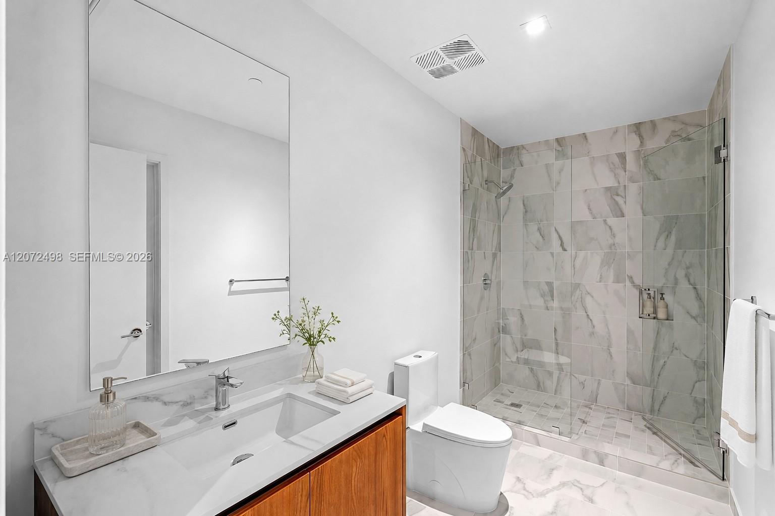1400 Biscayne Boulevard 4206 Property Photo 8