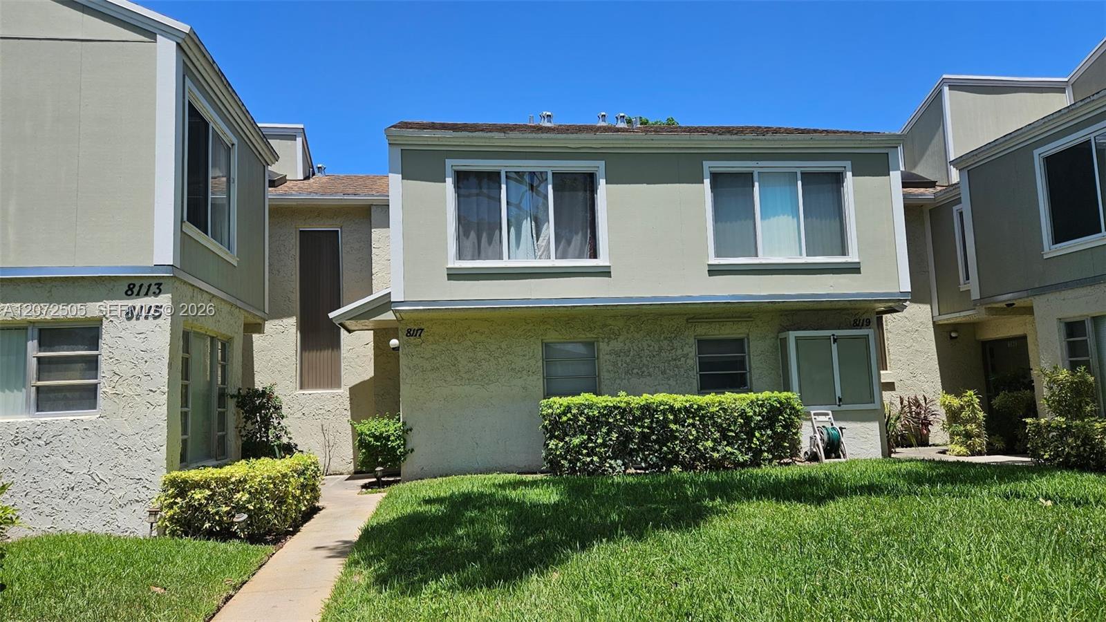 8117 Lagos De Campo Boulevard D-2 Property Photo 3