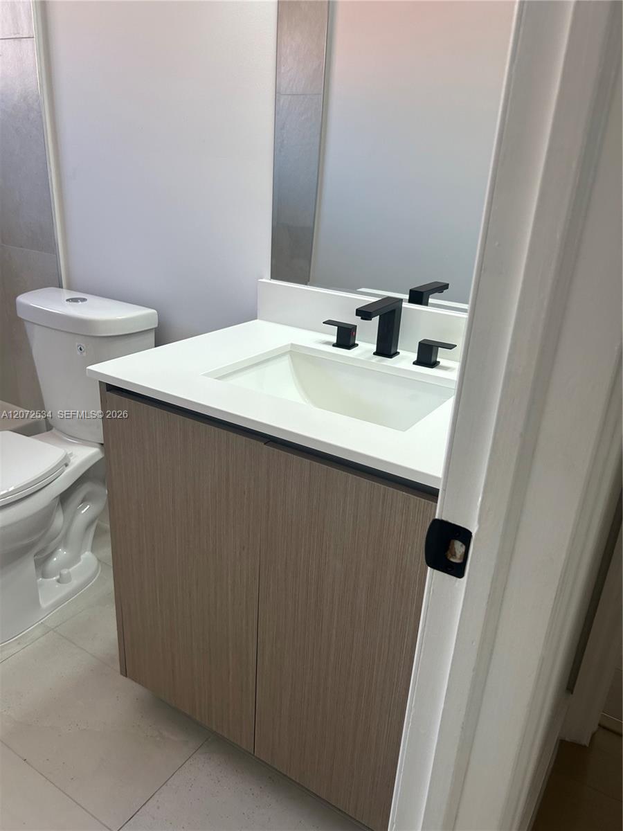A12072534 Property Photo 10