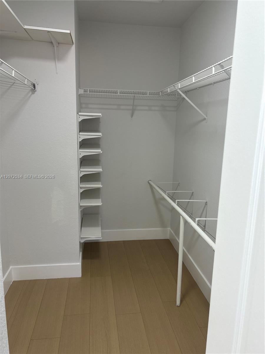 A12072534 Property Photo 12
