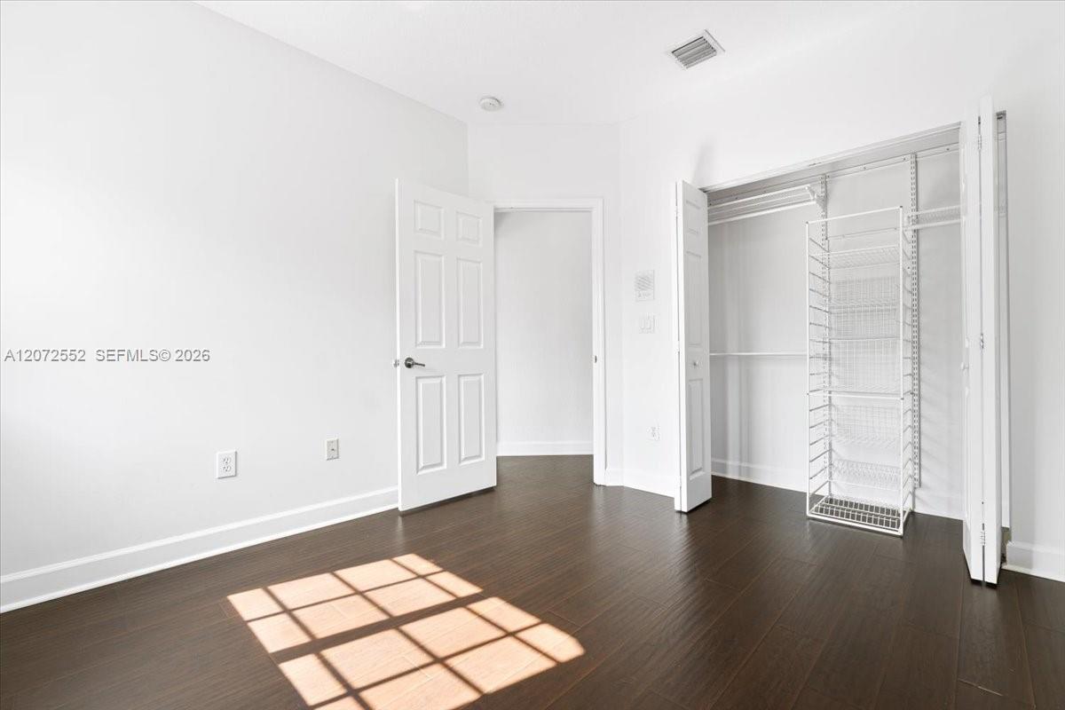 10853 Nw 71st Street Property Photo 31