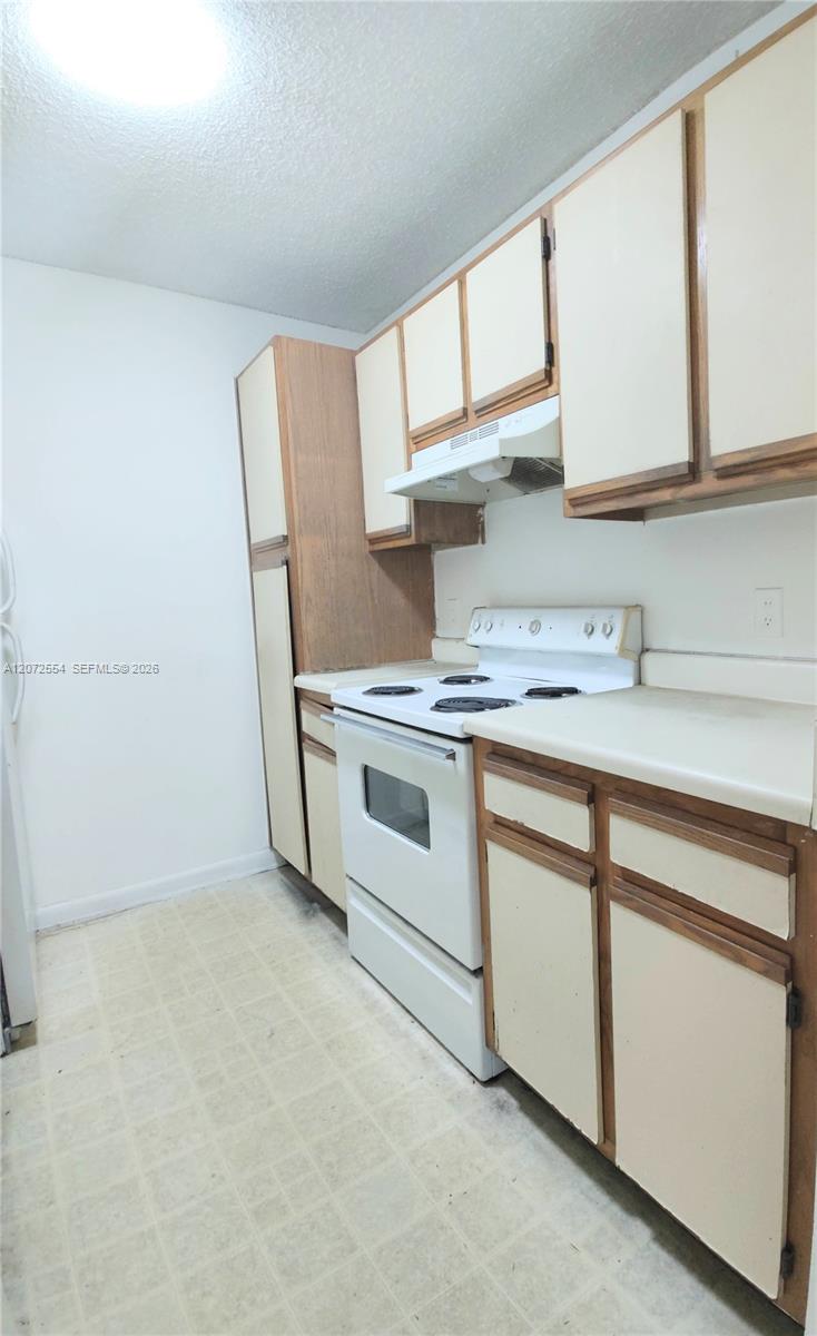 4241 W Mcnab Road 27 Property Photo 14