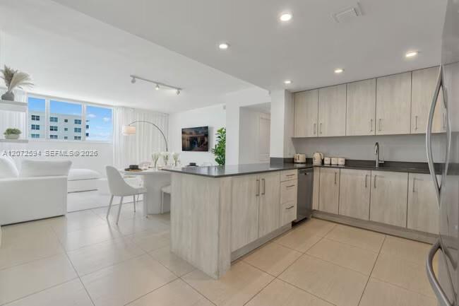 A12072594 Property Photo 10