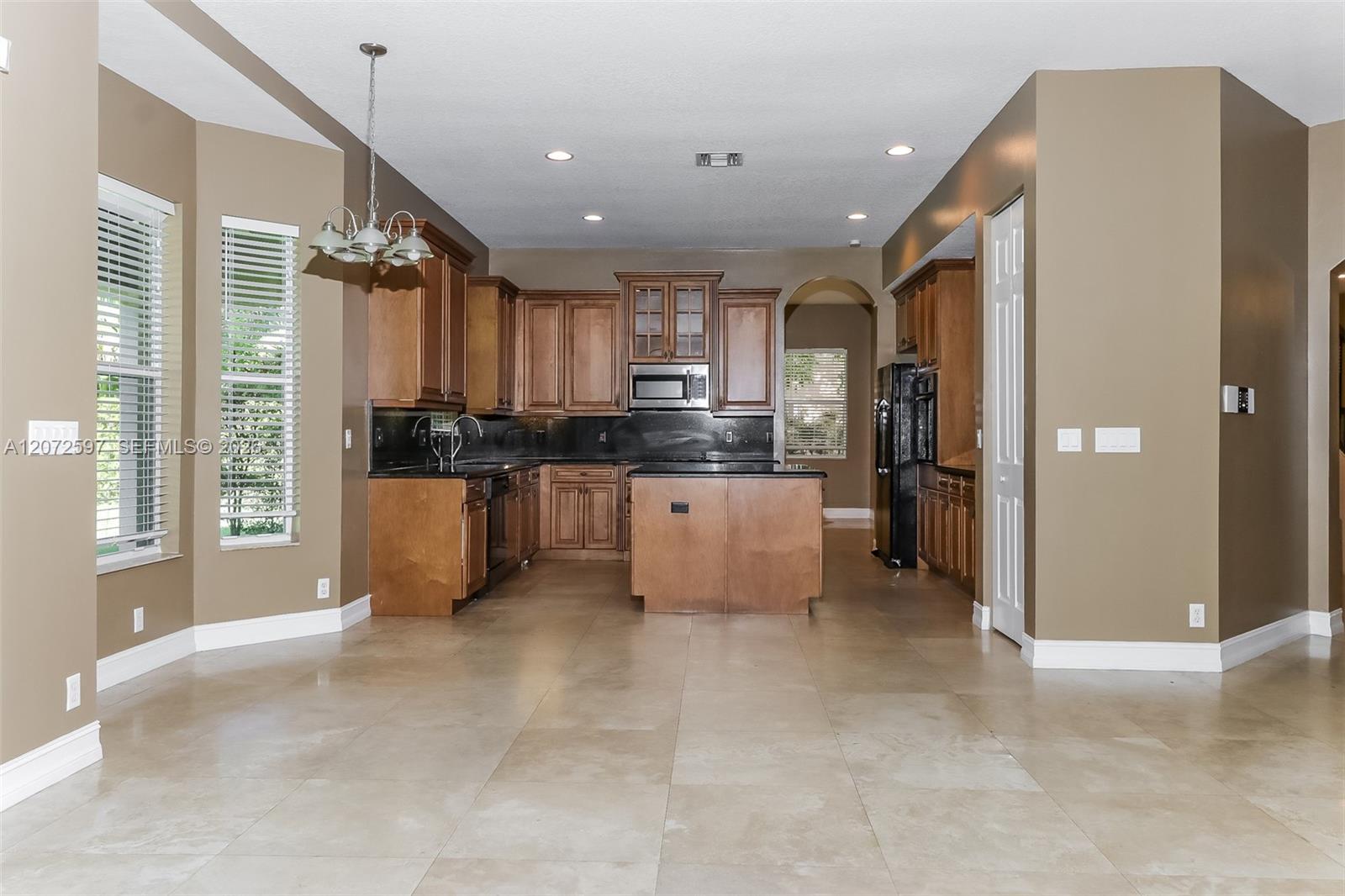 8636 Cobblestone Point Circle Property Photo 3
