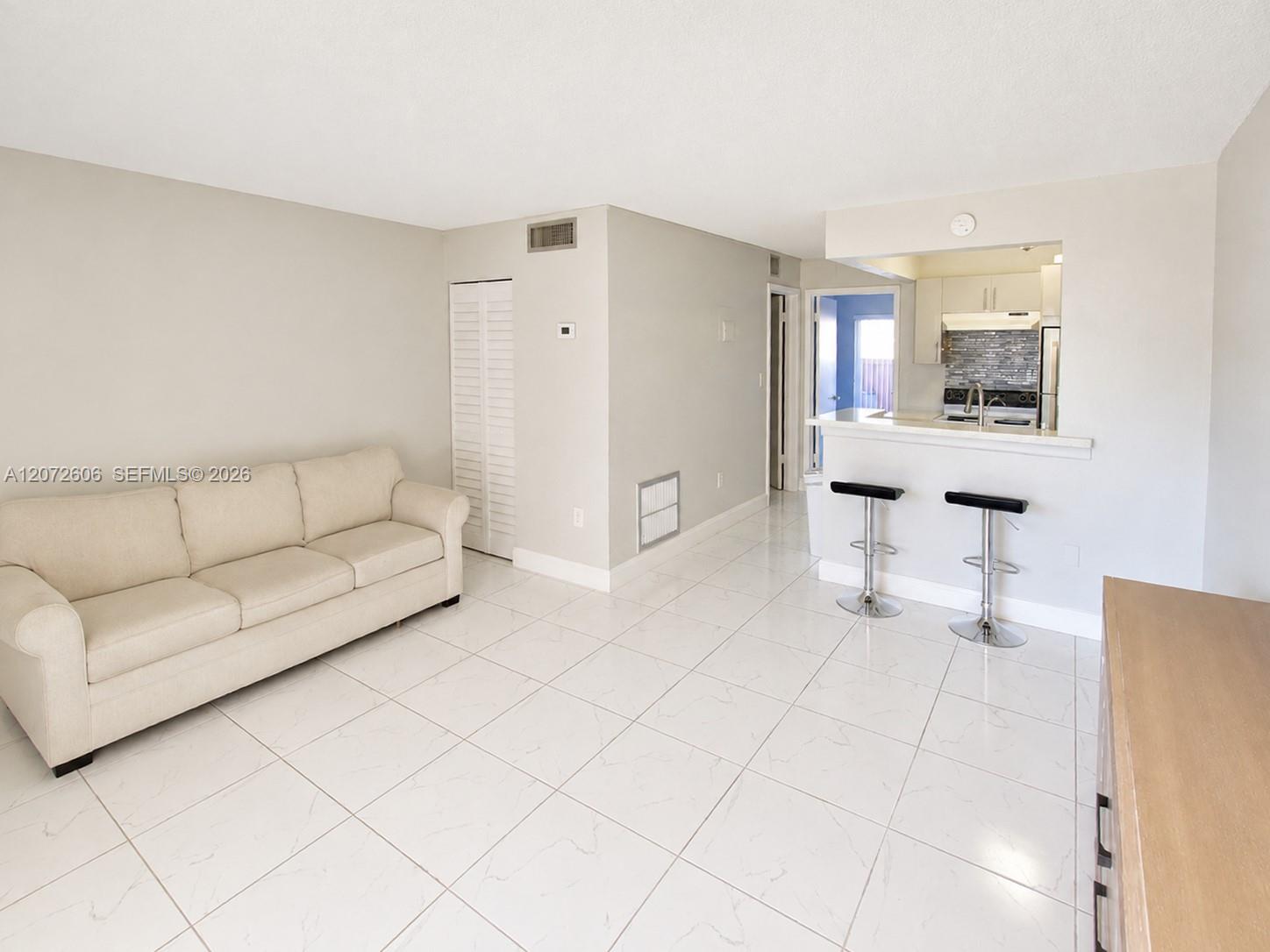 7155 Miami Lakes Drive P4 Property Photo 8