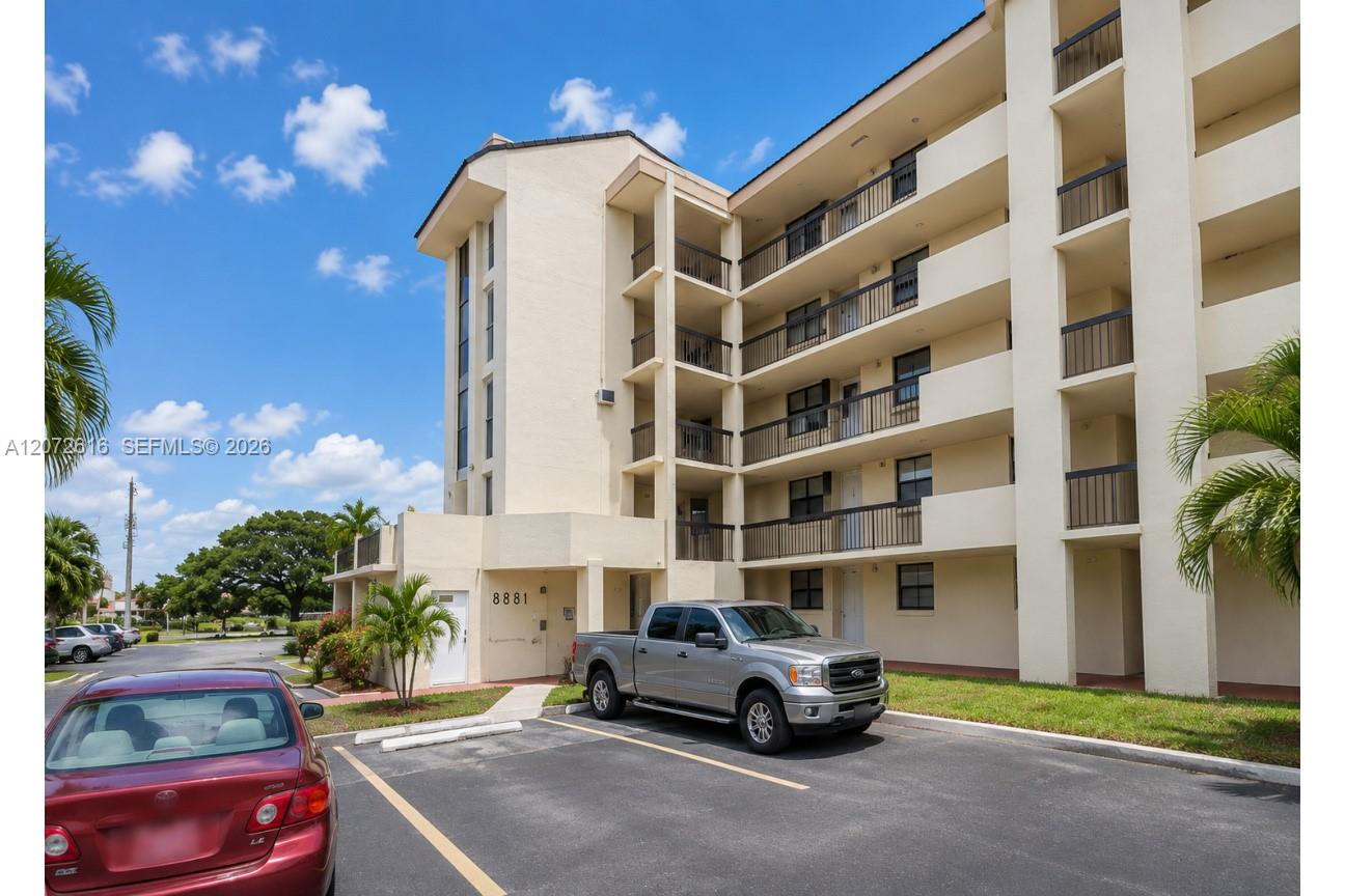 A12072616 Property Photo 3